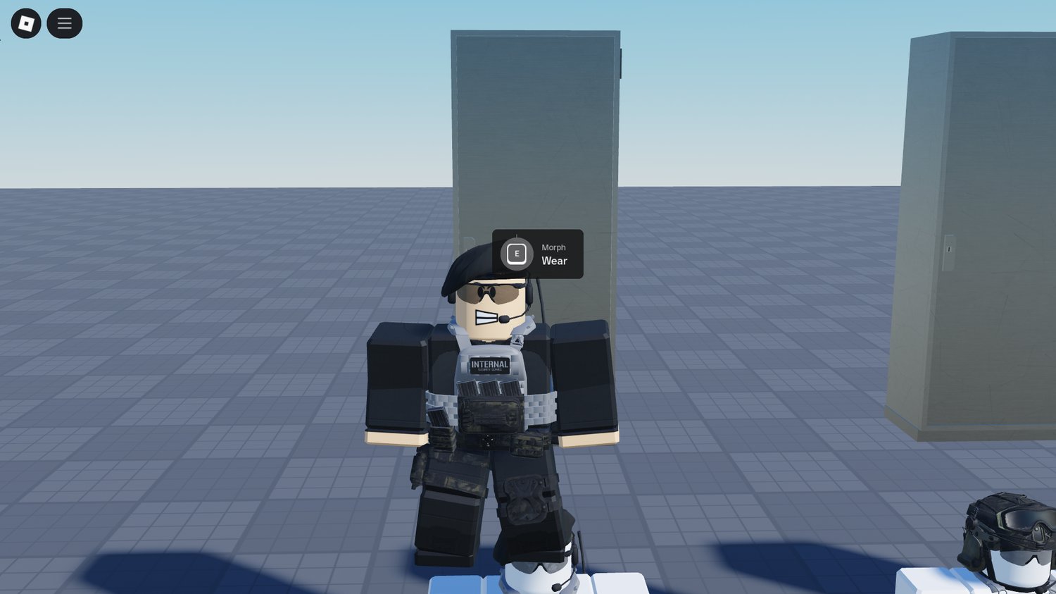 Luxury SCP morph outfit in Roblox
