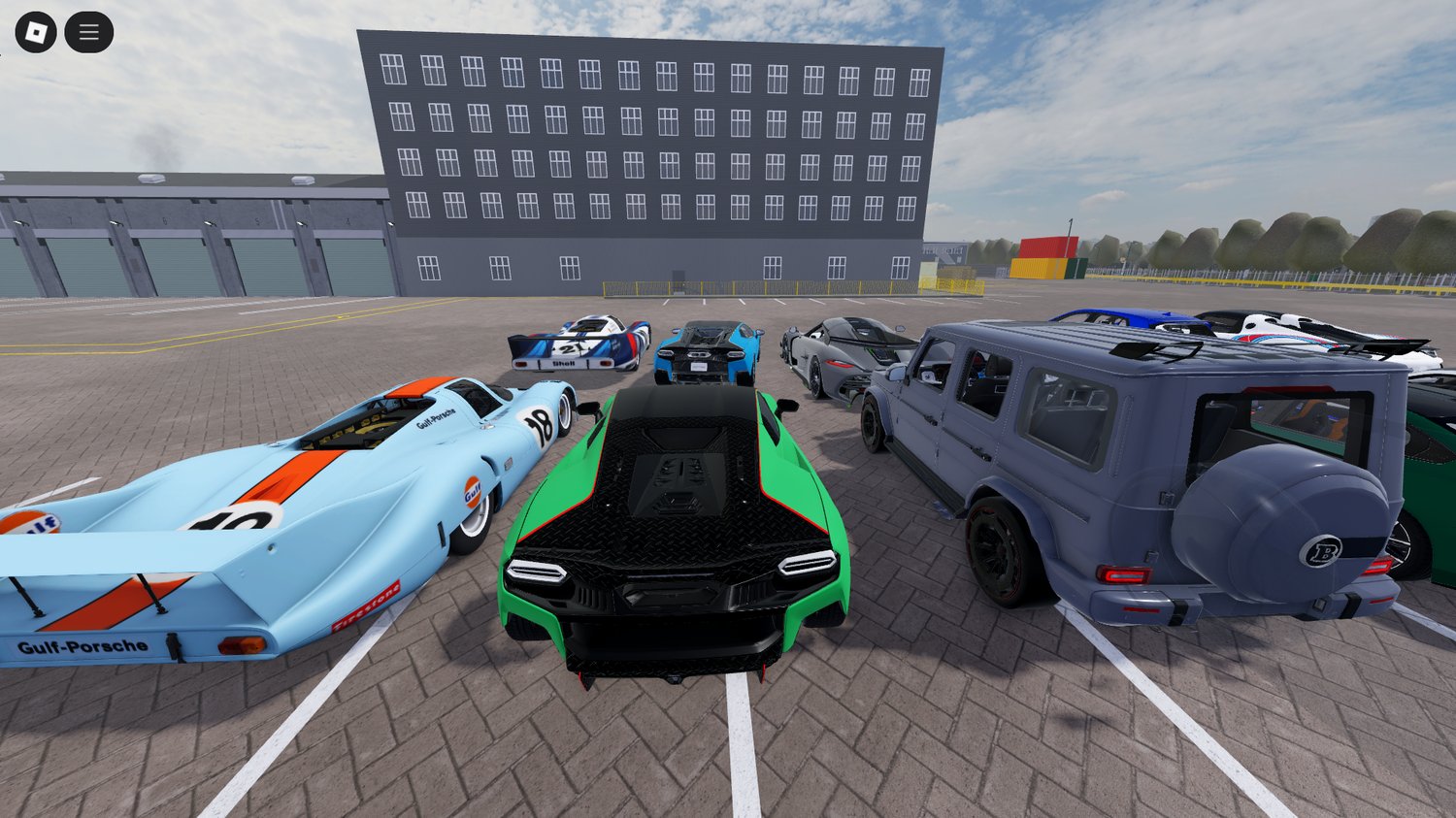 Cars with openable doors in roleplay environment