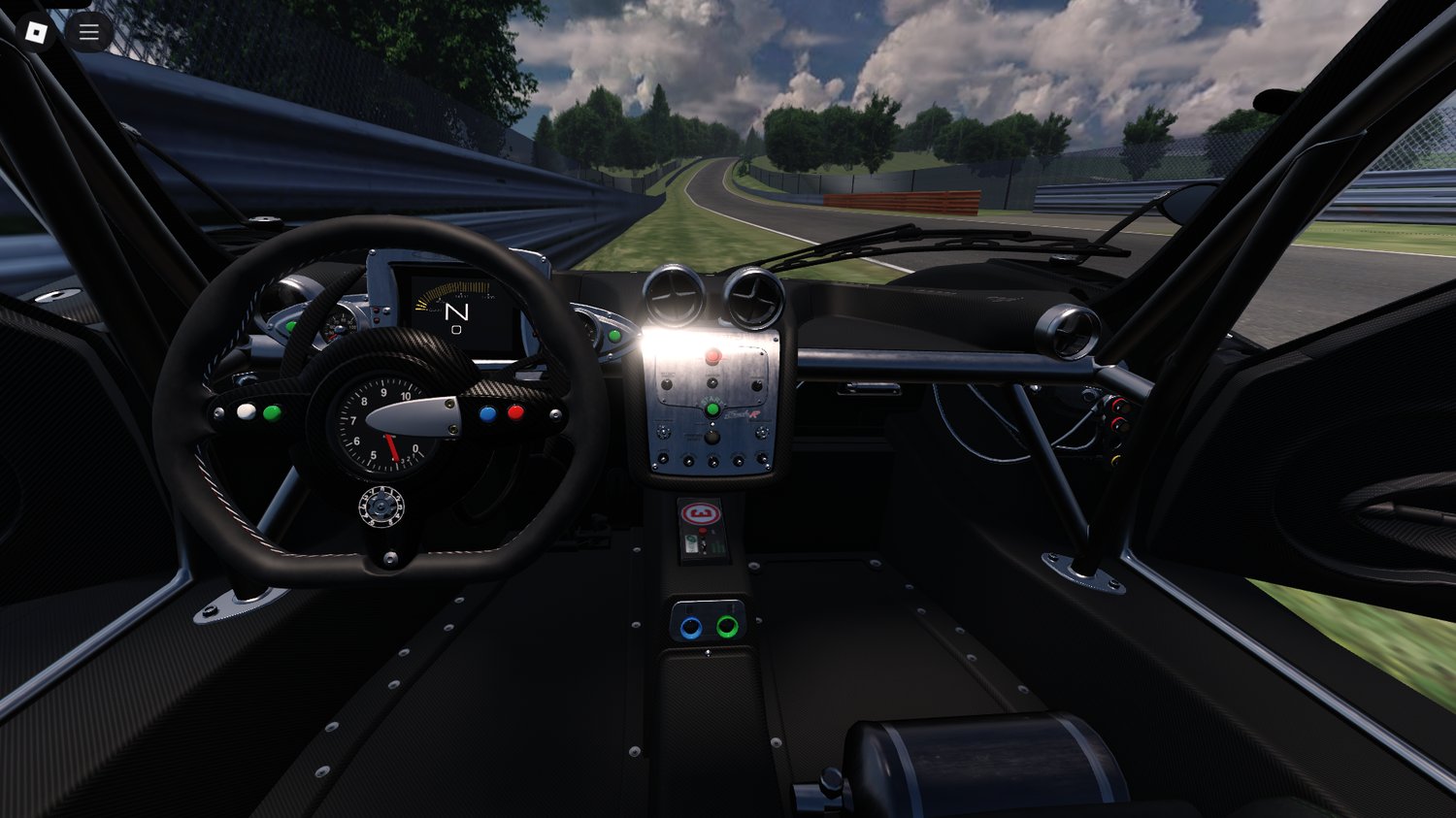 Zonda R racing through city streets
