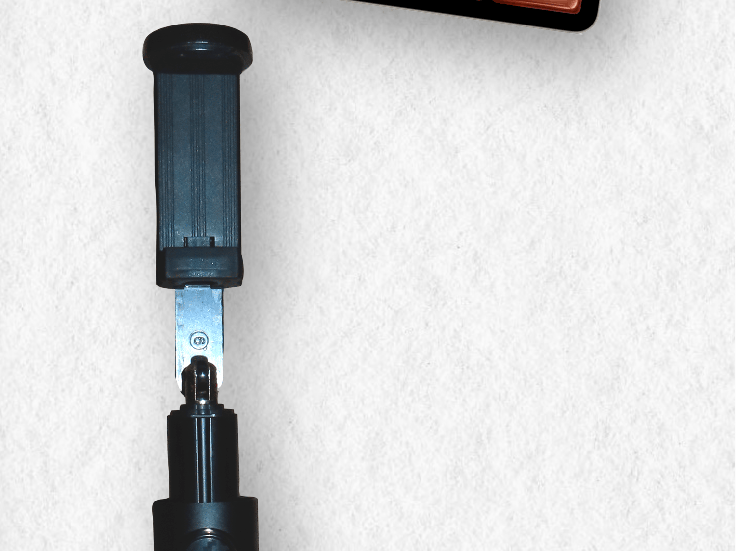 voyage, randonnée, backpack, sac à dos, Globe Seekers, The Globe Seekers, aventure, couple, équipement de voyage, matériel léger, vêtements de voyage, t-shirt, t-shirt mérinos, chemise, pull, polaire, veste, coupe-vent, doudoune, pantalon, short, legging, sous-vêtement, maillot de bain, pyjama, sac, sac à dos, banane, sac étanche, sac cabine, cube de rangement, trousse, accessoires, gourde, lampe, trousse de toilette, serviette microfibre, trousse médicale, adaptateur, batterie externe, appareil photo, DJI, drone, carnet, passeport, chapeau, lunettes, crème solaire, pharmacie de voyage, savon solide, brosse à dents, lessive, corde à linge, rangement, organisation sac à dos, backpackers, tour du monde, road trip, Asie, équipement essentiel, outdoor, confort, minimalisme, exploration, nature, liberté, vie nomade, couple voyageur