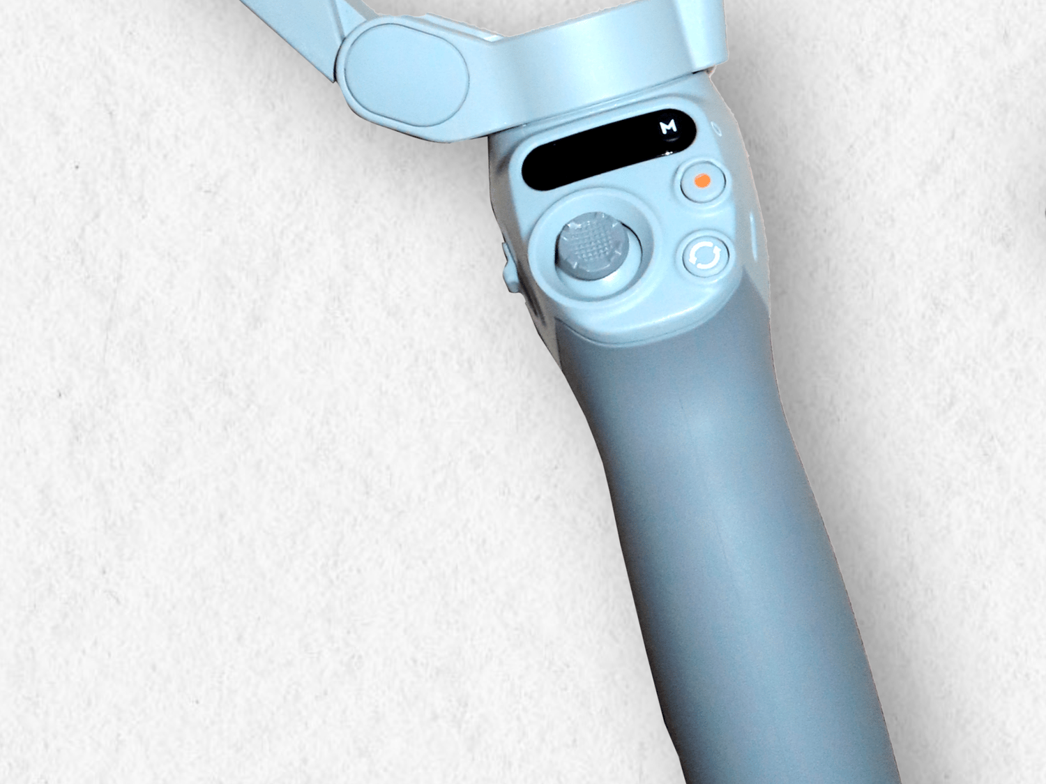 voyage, randonnée, backpack, sac à dos, Globe Seekers, The Globe Seekers, aventure, couple, équipement de voyage, matériel léger, vêtements de voyage, t-shirt, t-shirt mérinos, chemise, pull, polaire, veste, coupe-vent, doudoune, pantalon, short, legging, sous-vêtement, maillot de bain, pyjama, sac, sac à dos, banane, sac étanche, sac cabine, cube de rangement, trousse, accessoires, gourde, lampe, trousse de toilette, serviette microfibre, trousse médicale, adaptateur, batterie externe, appareil photo, DJI, drone, carnet, passeport, chapeau, lunettes, crème solaire, pharmacie de voyage, savon solide, brosse à dents, lessive, corde à linge, rangement, organisation sac à dos, backpackers, tour du monde, road trip, Asie, équipement essentiel, outdoor, confort, minimalisme, exploration, nature, liberté, vie nomade, couple voyageur