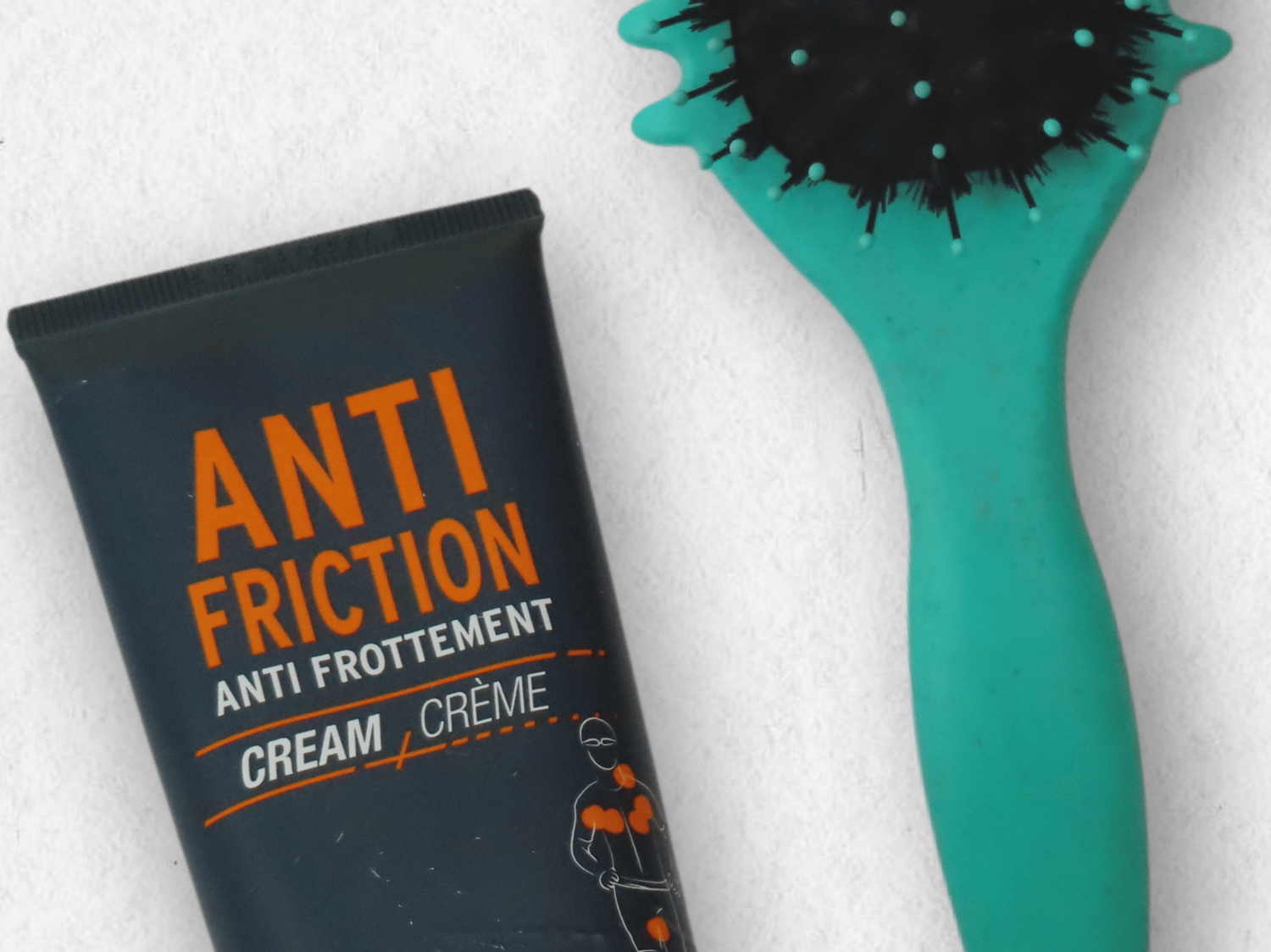 voyage, randonnée, backpack, sac à dos, Globe Seekers, The Globe Seekers, aventure, couple, équipement de voyage, matériel léger, vêtements de voyage, t-shirt, t-shirt mérinos, chemise, pull, polaire, veste, coupe-vent, doudoune, pantalon, short, legging, sous-vêtement, maillot de bain, pyjama, sac, sac à dos, banane, sac étanche, sac cabine, cube de rangement, trousse, accessoires, gourde, lampe, trousse de toilette, serviette microfibre, trousse médicale, adaptateur, batterie externe, appareil photo, DJI, drone, carnet, passeport, chapeau, lunettes, crème solaire, pharmacie de voyage, savon solide, brosse à dents, lessive, corde à linge, rangement, organisation sac à dos, backpackers, tour du monde, road trip, Asie, équipement essentiel, outdoor, confort, minimalisme, exploration, nature, liberté, vie nomade, couple voyageur