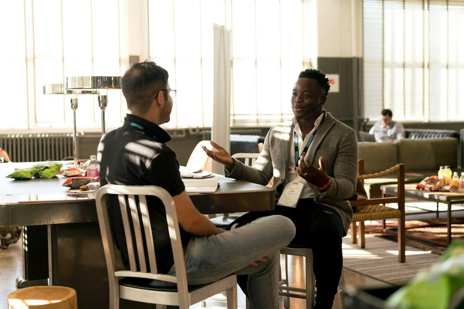 Two people Discussing