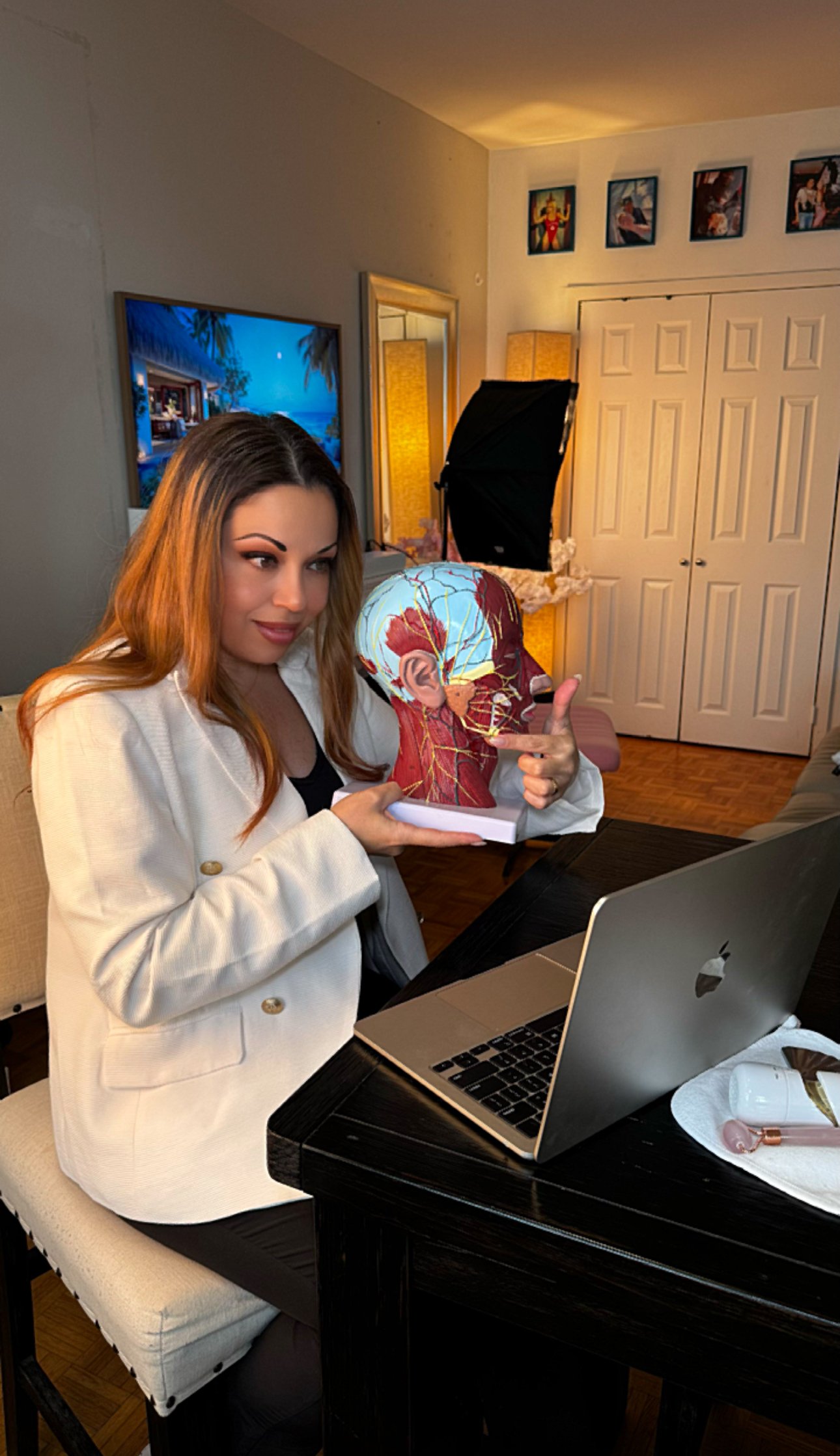 face yoga course in Toronto and Gua Sha