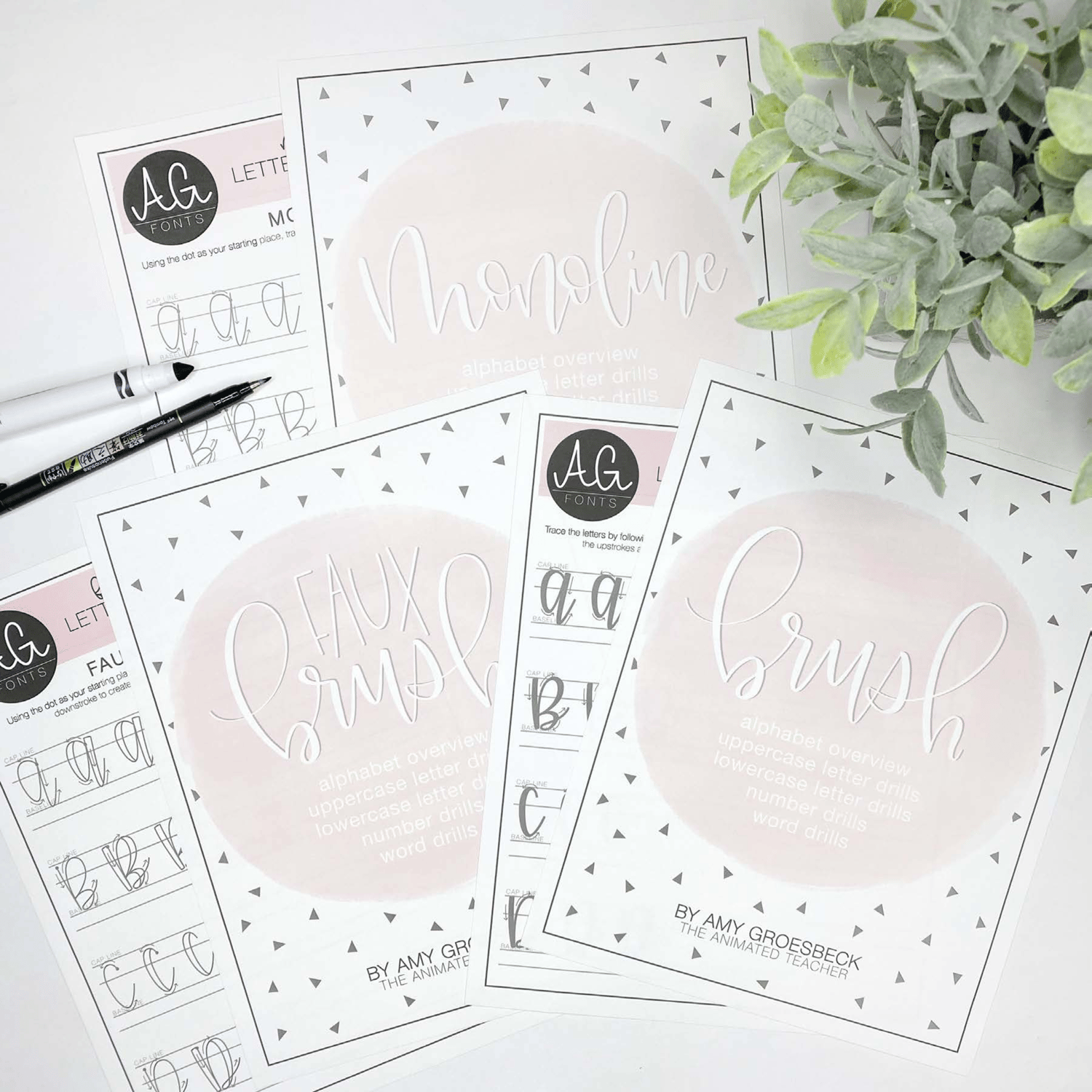 Hand Lettering Guide with AG Fonts