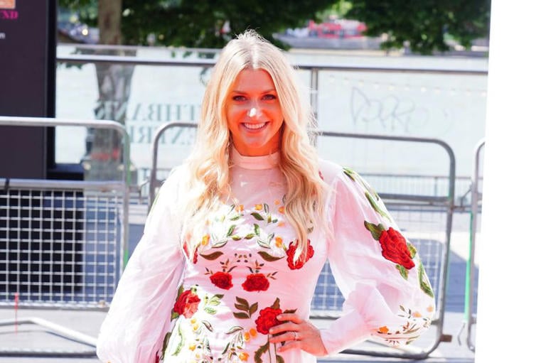 hypnotherapy, anxiety relief, stress reduction, confidence, sleep improvement, insomnia, self-acceptance, inner parts, midlife women, calm, empowerment.