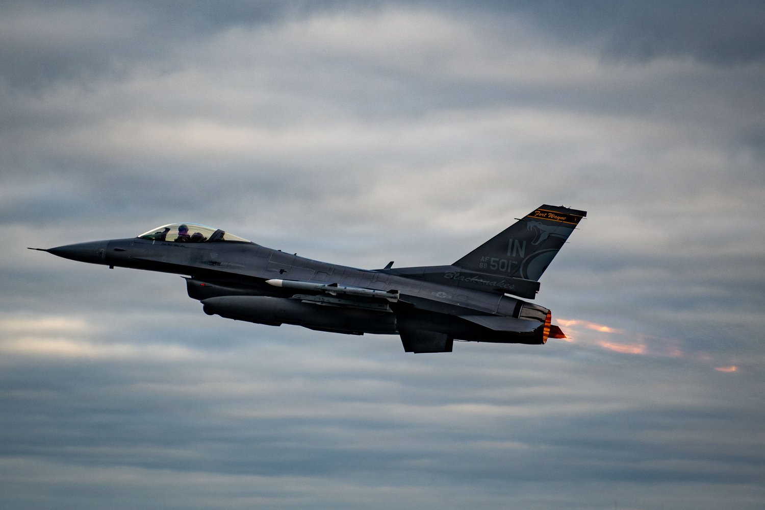 Best wallpaper and background, picture, video, news, Military, Aircraft, Jet Aircraft, Jet Fighter, F-14 Tomcat, F-15 Strike Eagle, F/A-18 Super Hornet, C-130 Hercules, Airborne, F-22 Raptor, AWACS, Military picture, Military video, Aviation, Boeing, Airb