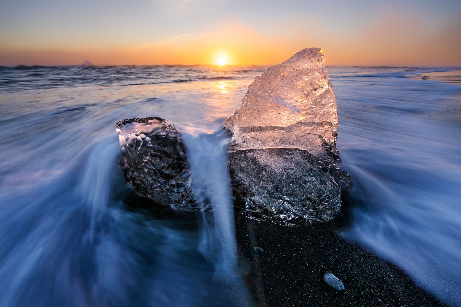 Ice beach diamond long exposure iceland sunrise wide angle