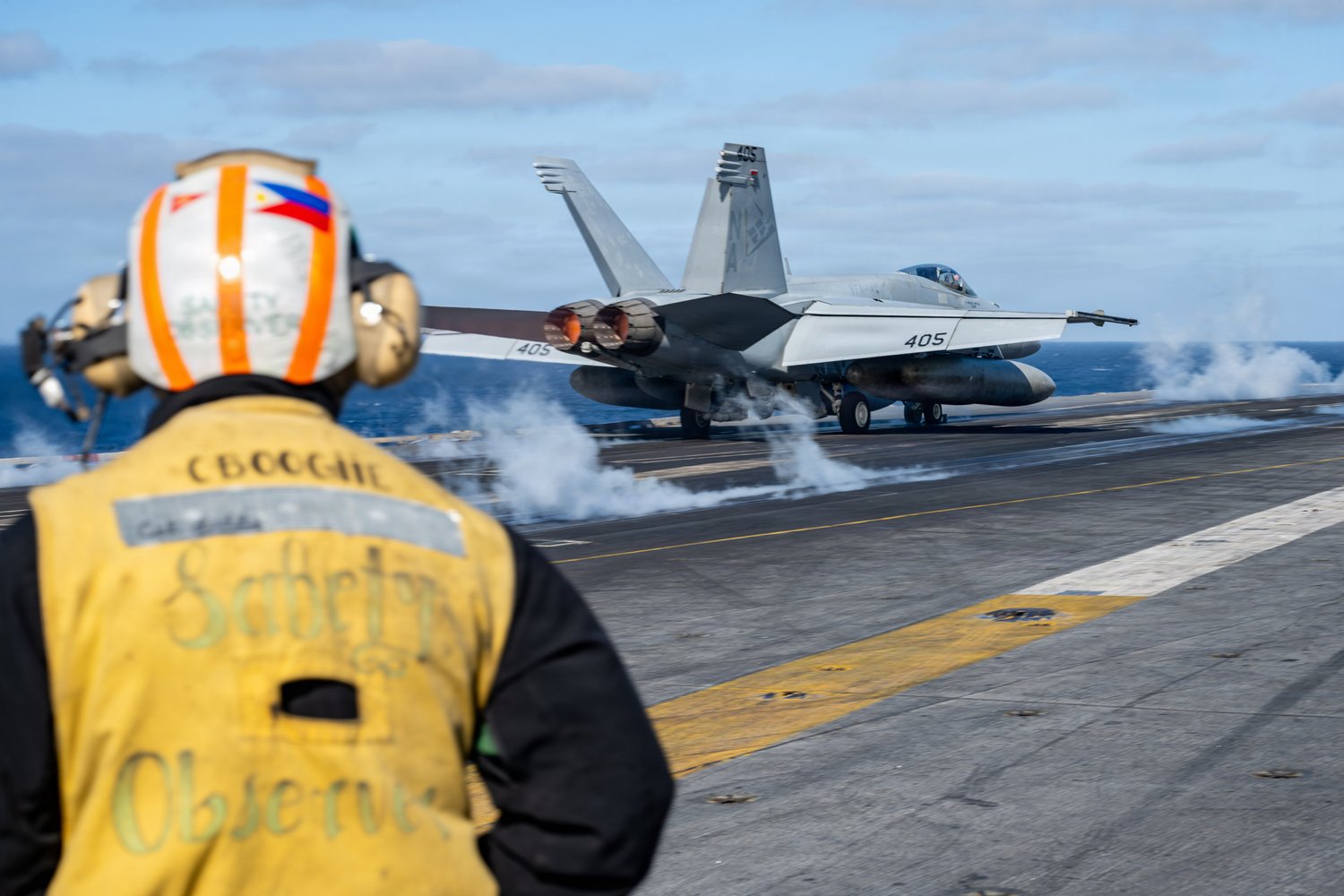 Best wallpaper and background, picture, video, news, Military, Aircraft, Jet Aircraft, Jet Fighter, F-14 Tomcat, F-15 Strike Eagle, F/A-18 Super Hornet, C-130 Hercules, Airborne, F-22 Raptor, AWACS, Military picture, Military video, Aviation, Boeing, Airb