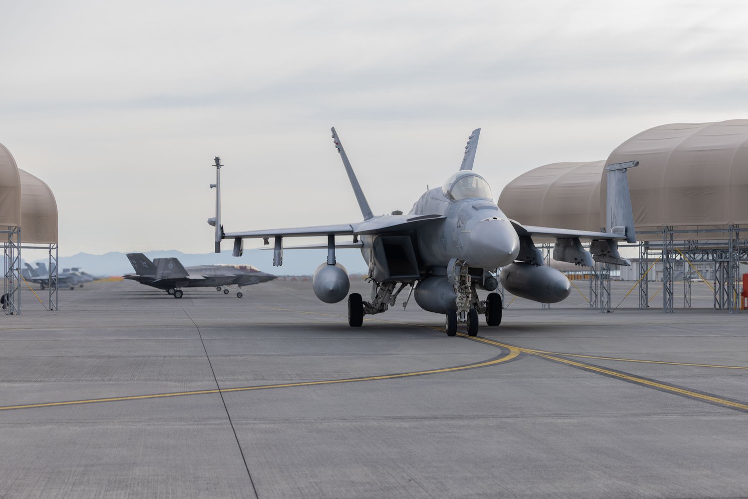 Best wallpaper and background, picture, video, news, Military, Aircraft, Jet Aircraft, Jet Fighter, F-14 Tomcat, F-15 Strike Eagle, F/A-18 Super Hornet, C-130 Hercules, Airborne, F-22 Raptor, AWACS, Military picture, Military video, Aviation, Boeing, Airb