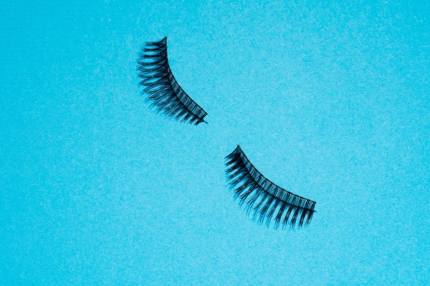 oil free makeup remover for eyelash extensions