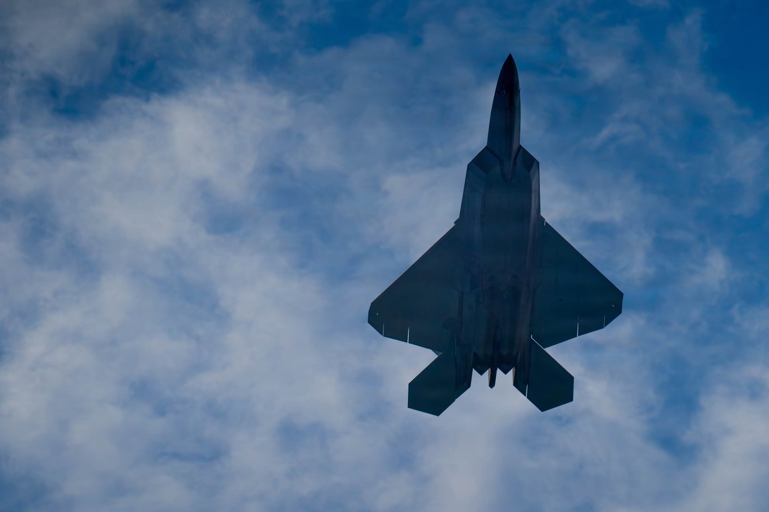 Best wallpaper and background, picture, video, news, Military, Aircraft, Jet Aircraft, Jet Fighter, F-14 Tomcat, F-15 Strike Eagle, F/A-18 Super Hornet, C-130 Hercules, Airborne, F-22 Raptor, AWACS, Military picture, Military video, Aviation, Boeing, Airb