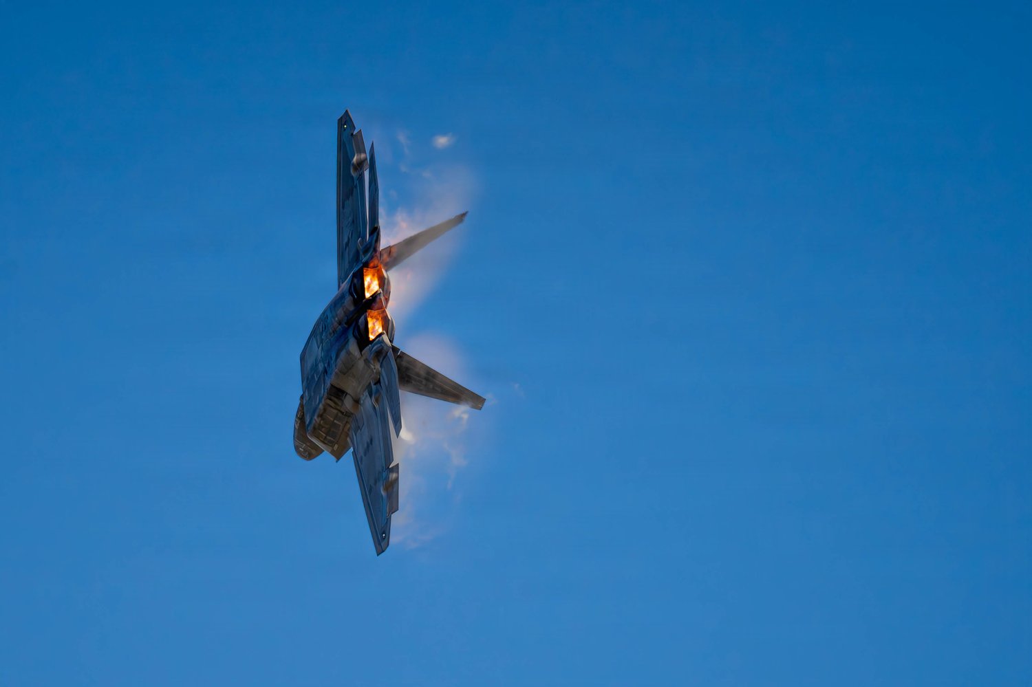 Best wallpaper and background, picture, video, news, Military, Aircraft, Jet Aircraft, Jet Fighter, F-14 Tomcat, F-15 Strike Eagle, F/A-18 Super Hornet, C-130 Hercules, Airborne, F-22 Raptor, AWACS, Military picture, Military video, Aviation, Boeing, Airb