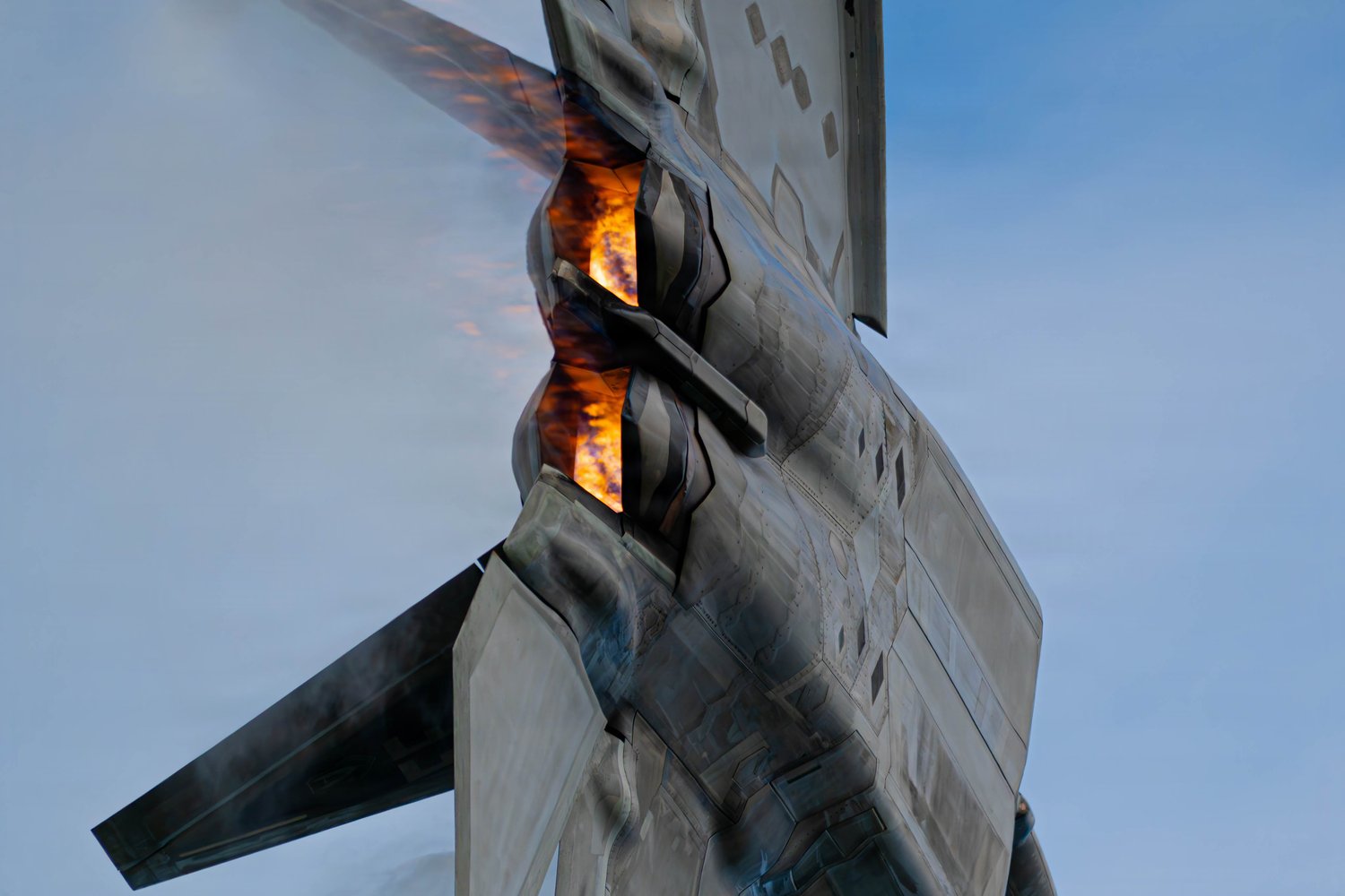 Best wallpaper and background, picture, video, news, Military, Aircraft, Jet Aircraft, Jet Fighter, F-14 Tomcat, F-15 Strike Eagle, F/A-18 Super Hornet, C-130 Hercules, Airborne, F-22 Raptor, AWACS, Military picture, Military video, Aviation, Boeing, Airb