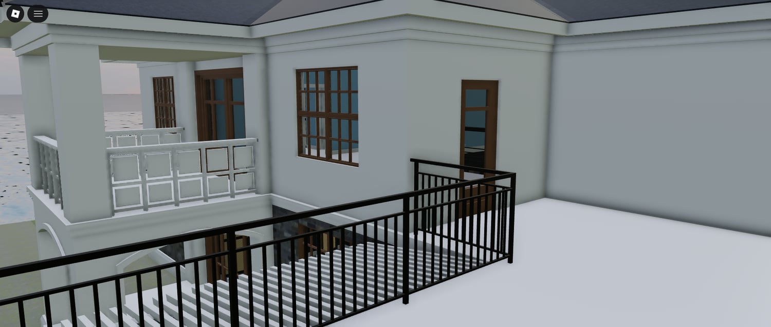 Large empty family house in Roblox
