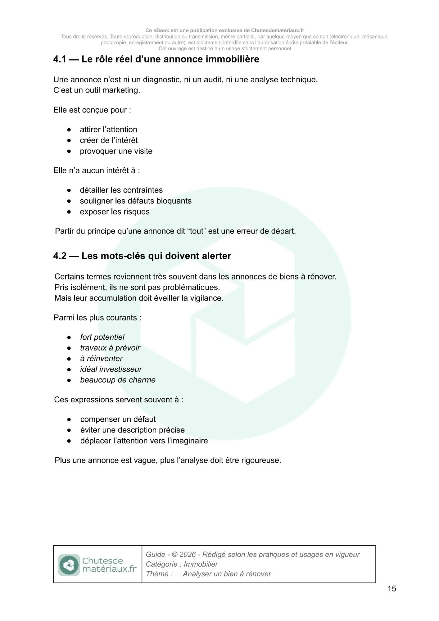 Illustration d’analyse d’une maison ancienne à rénover avec checklist, outils et repères visuels pour évaluer les travaux