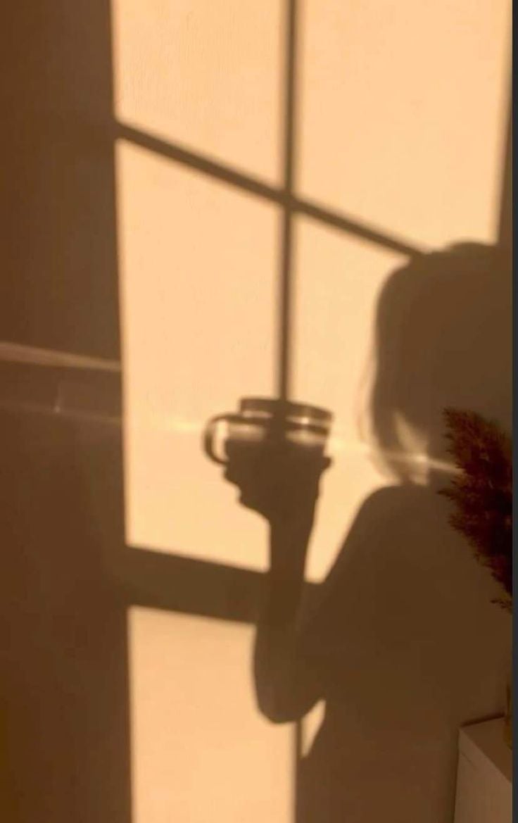 motherhood, lost in thoughts, building a dream, waiting for my season