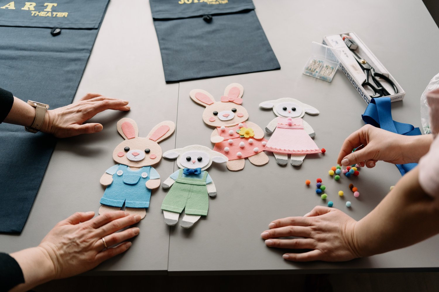 utting and assembling JoyArt Easter felt characters – beginner felt puppet PDF sewing pattern – rabbit and lamb DIY felt animals