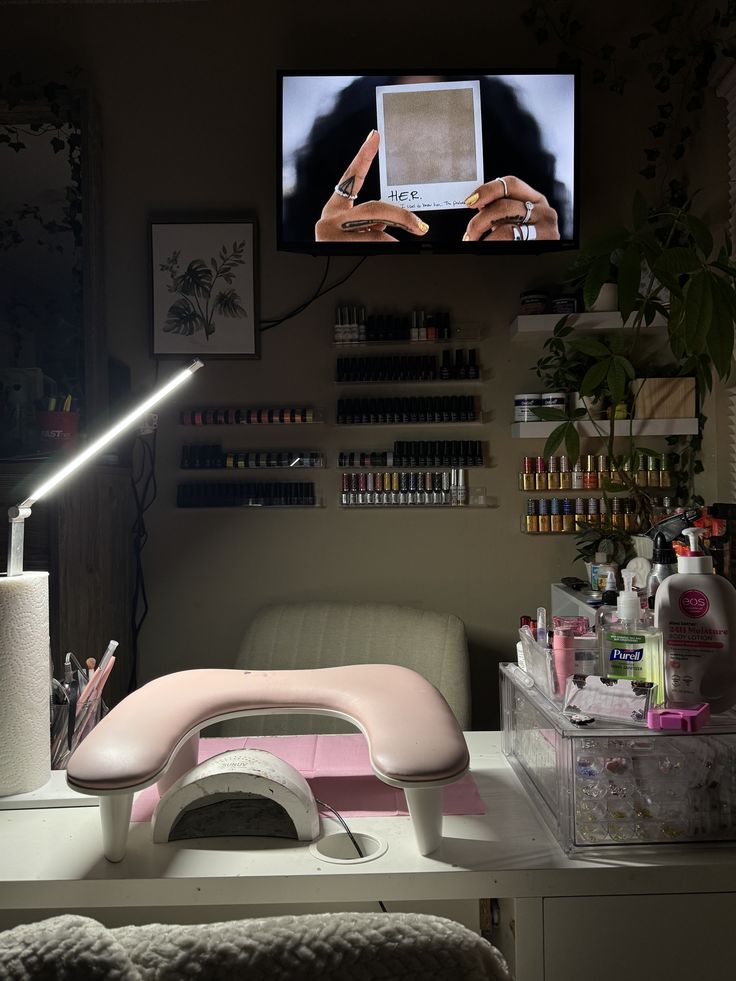Nail technician professionally managing a difficult client to maintain a positive salon experience.