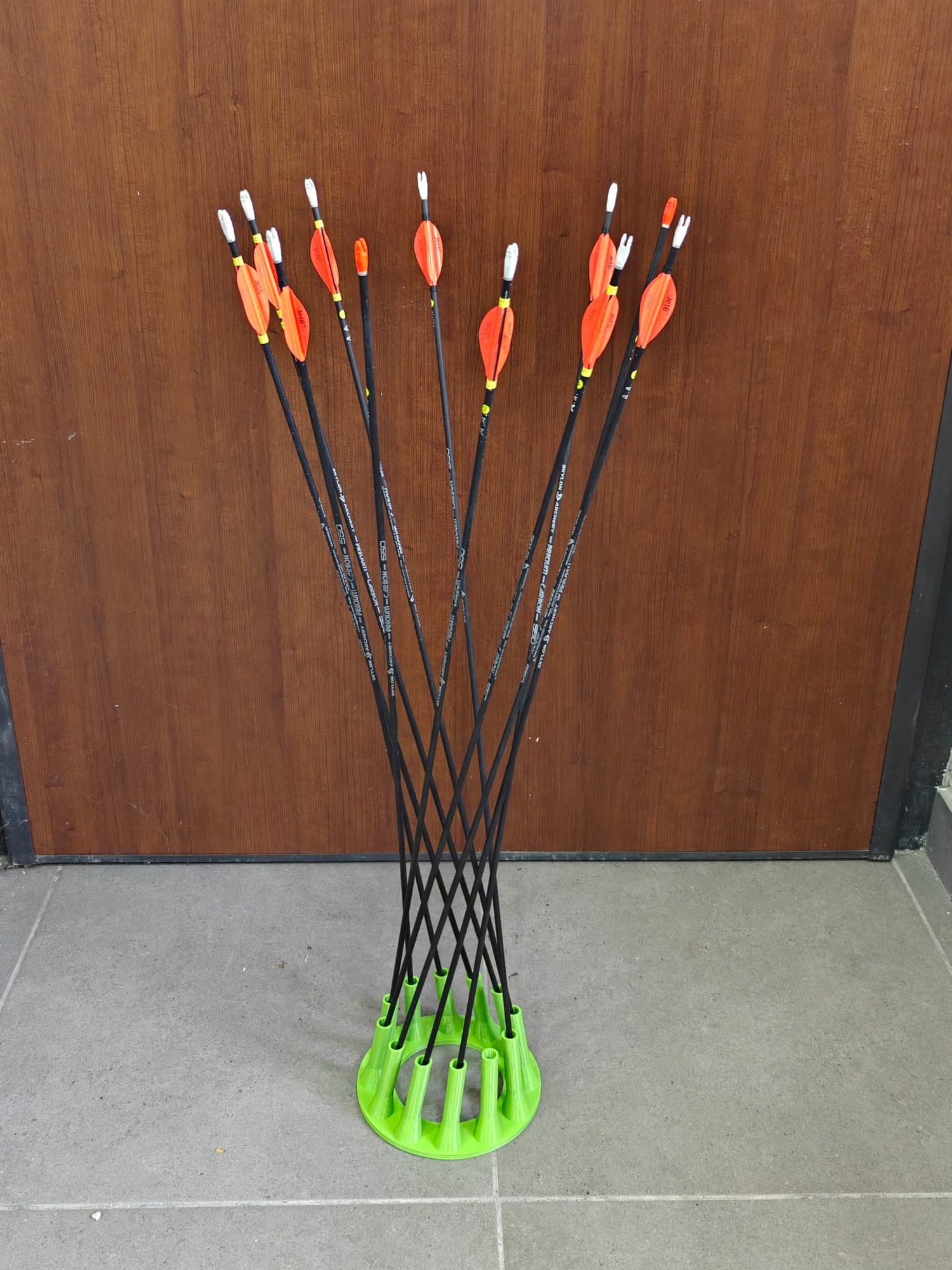 Arrow Stand Holder - Payhip