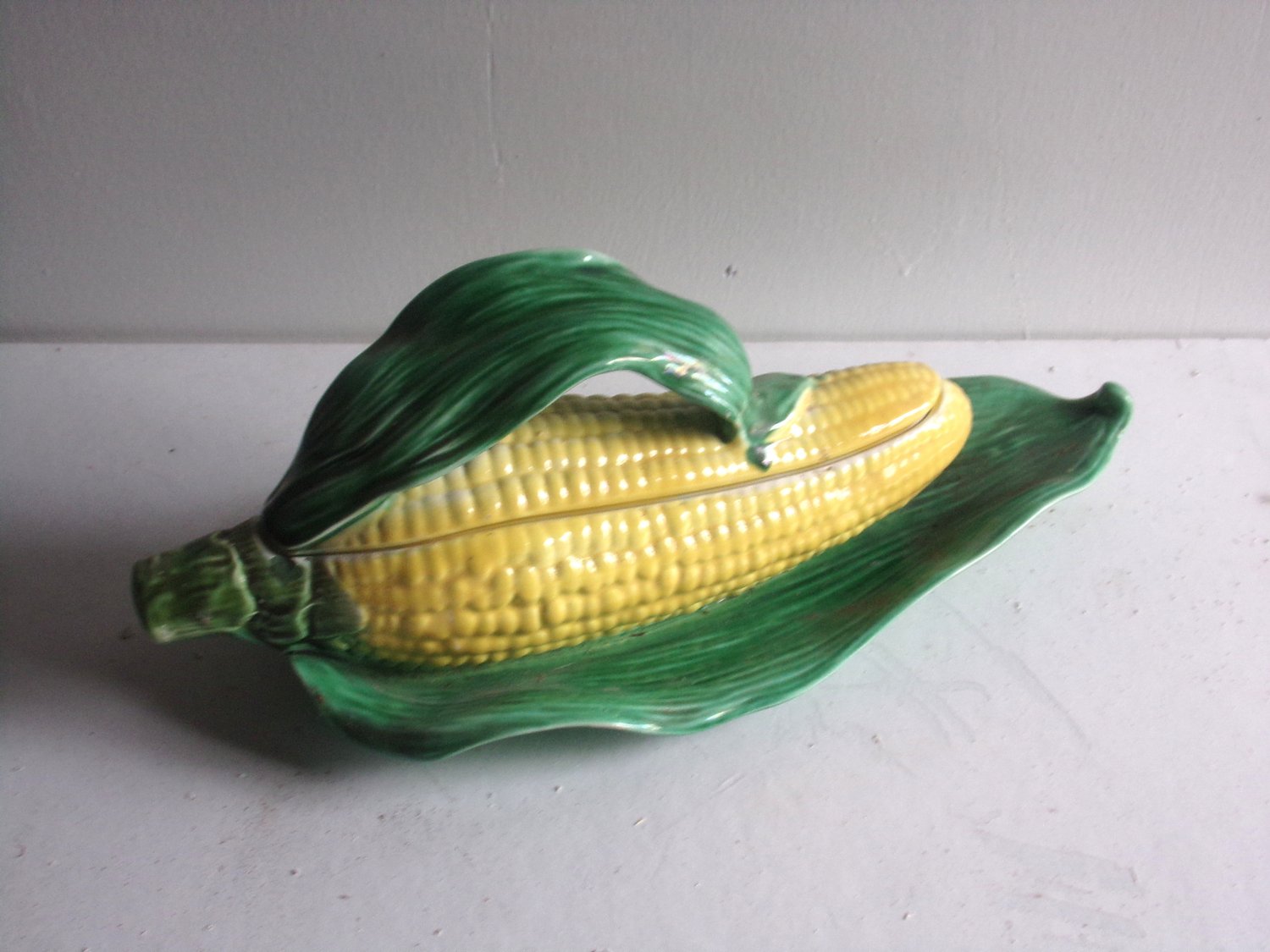 Majolica French tureen in the shape of corn cob, from Sarrehuemines