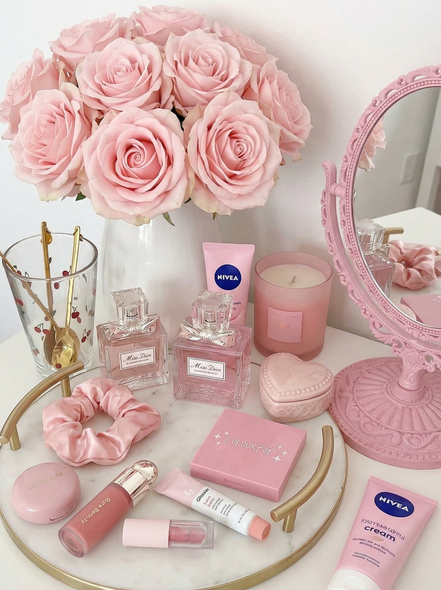 Ladyagaonline shop payhip banner. Pink Collections Canva Template.