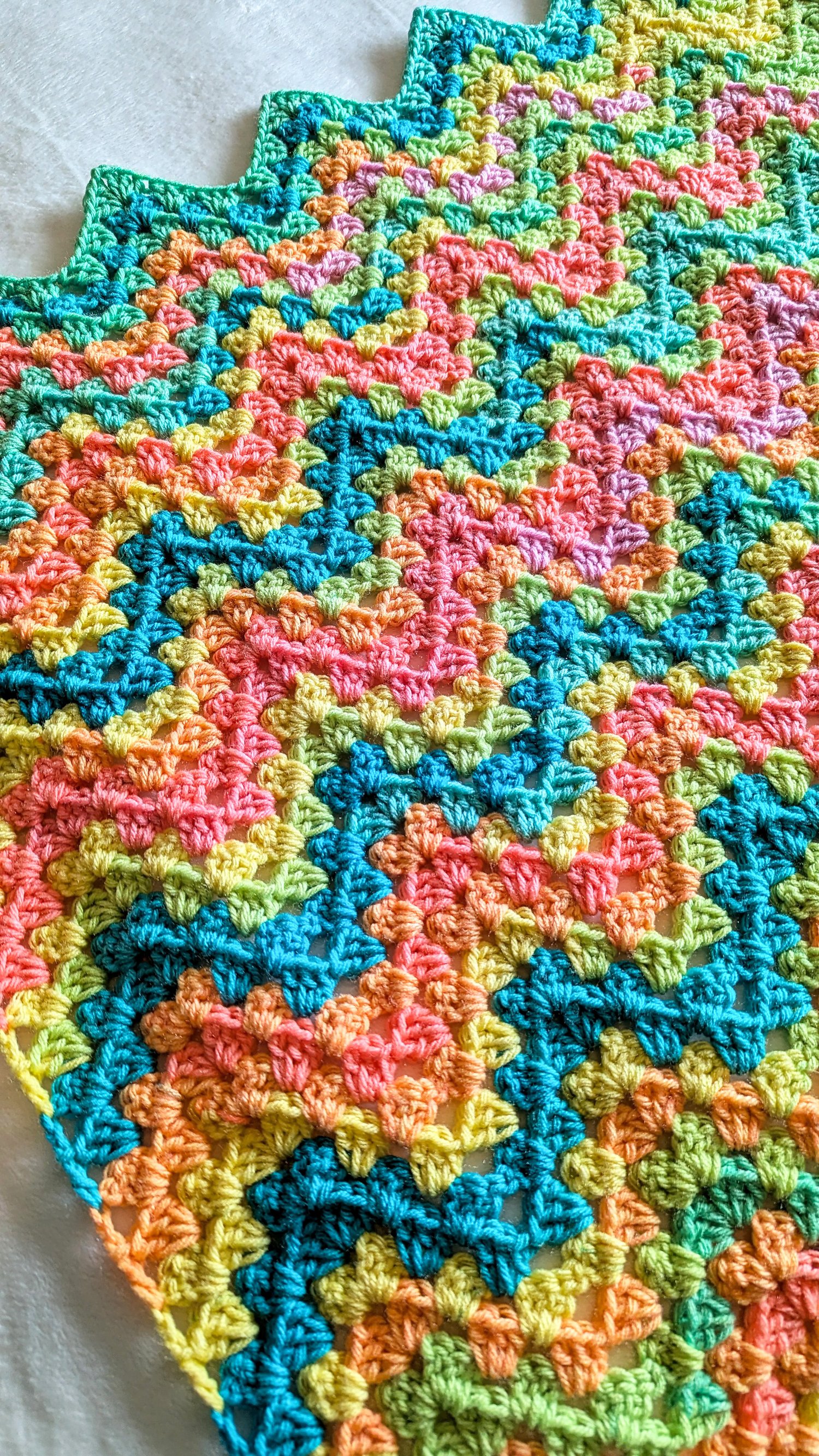 Granny Chevron Baby Blanket 3