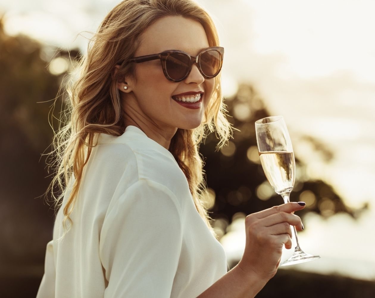 Be the most successful woman in the room. Learn how to organize your business.