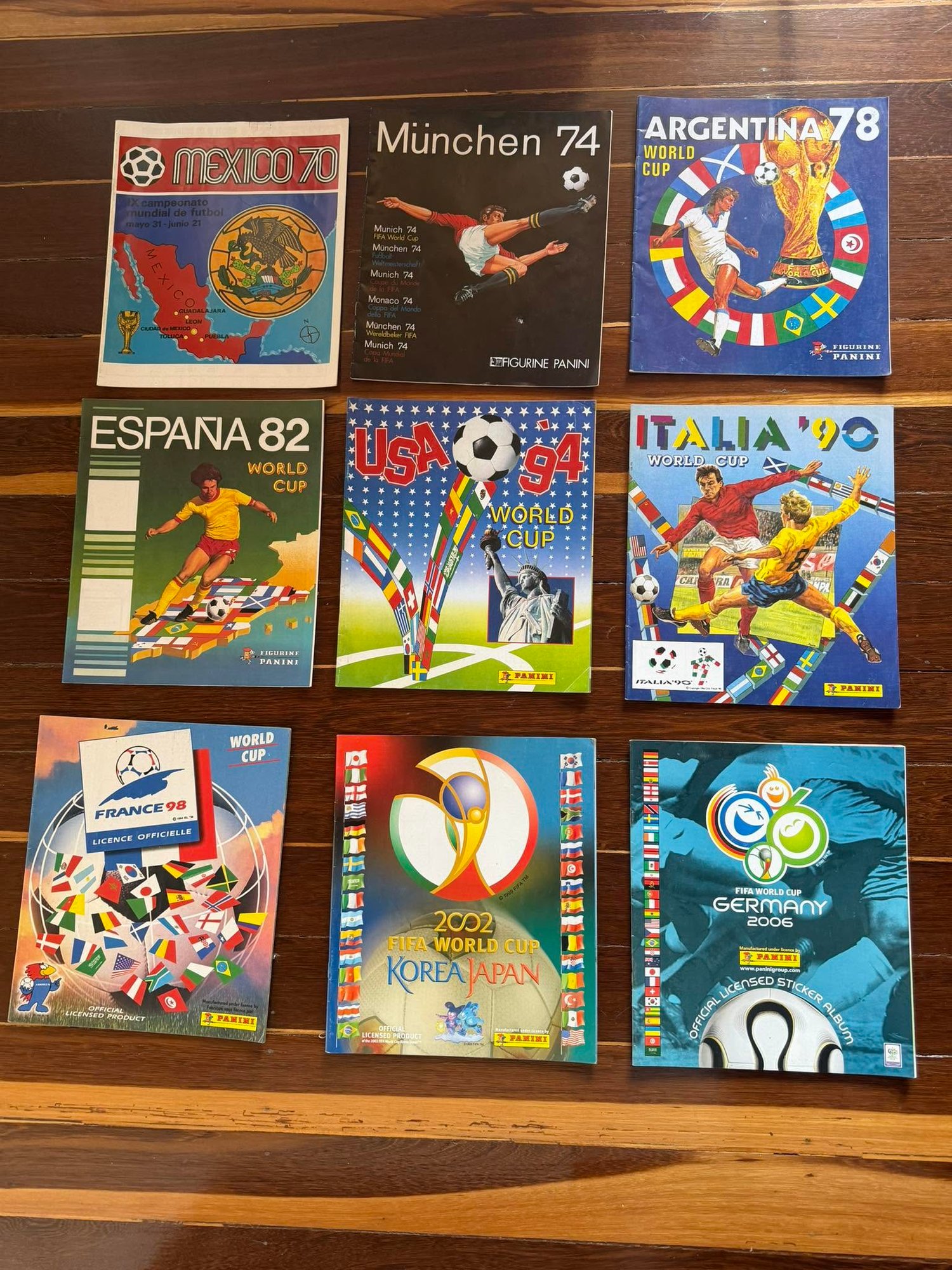 Colección de 22 Álbumes de los Mundiales (1930-2022)