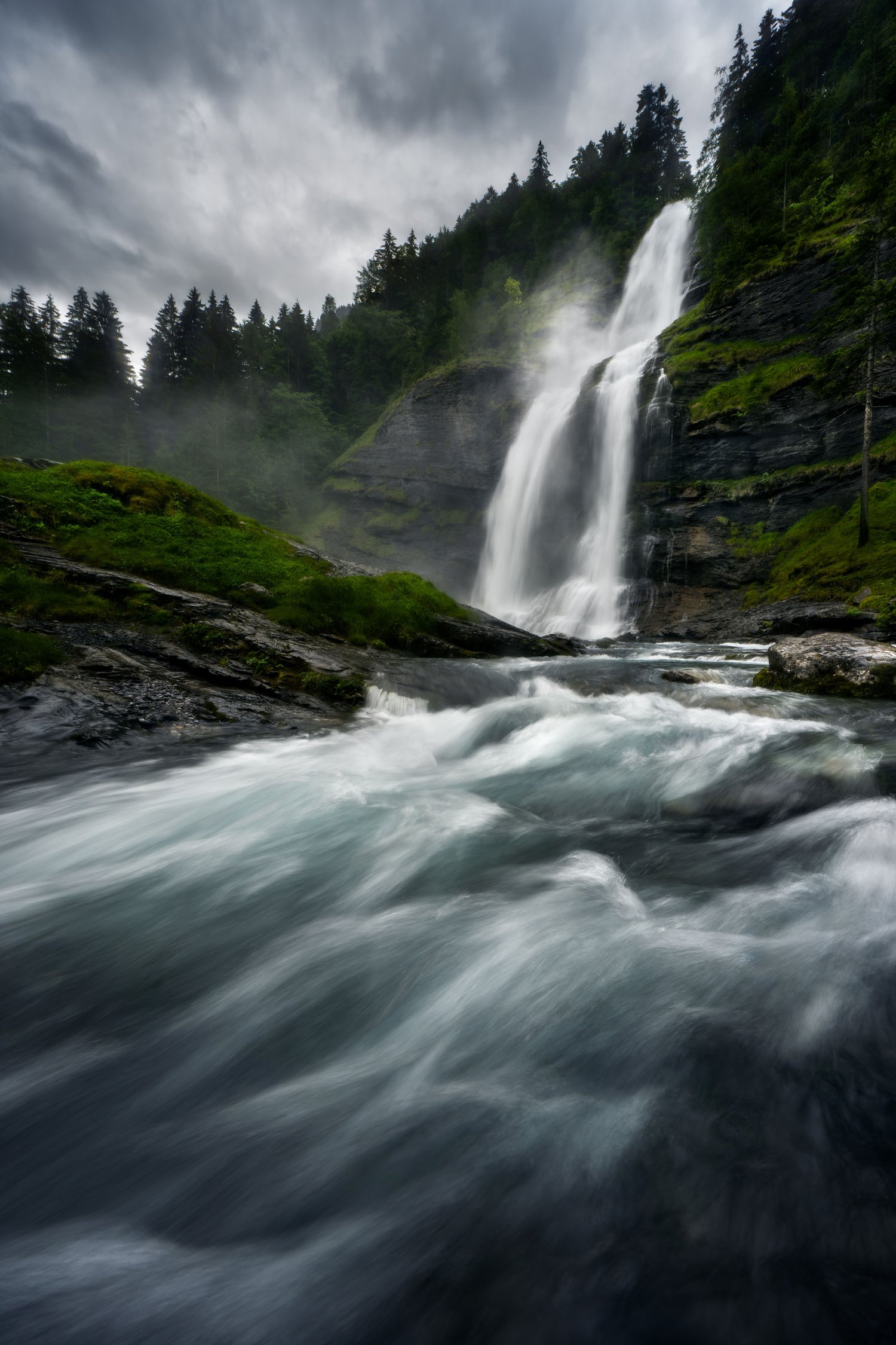France sixt-fer-à-cheval french Alps waterfall Cascade du Rouget moody 2_1