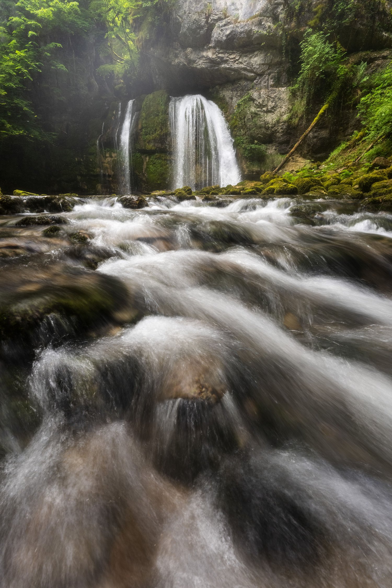 France Waterfall Cascade des Combes Jura landscape photography long exposure wide angle 1_1