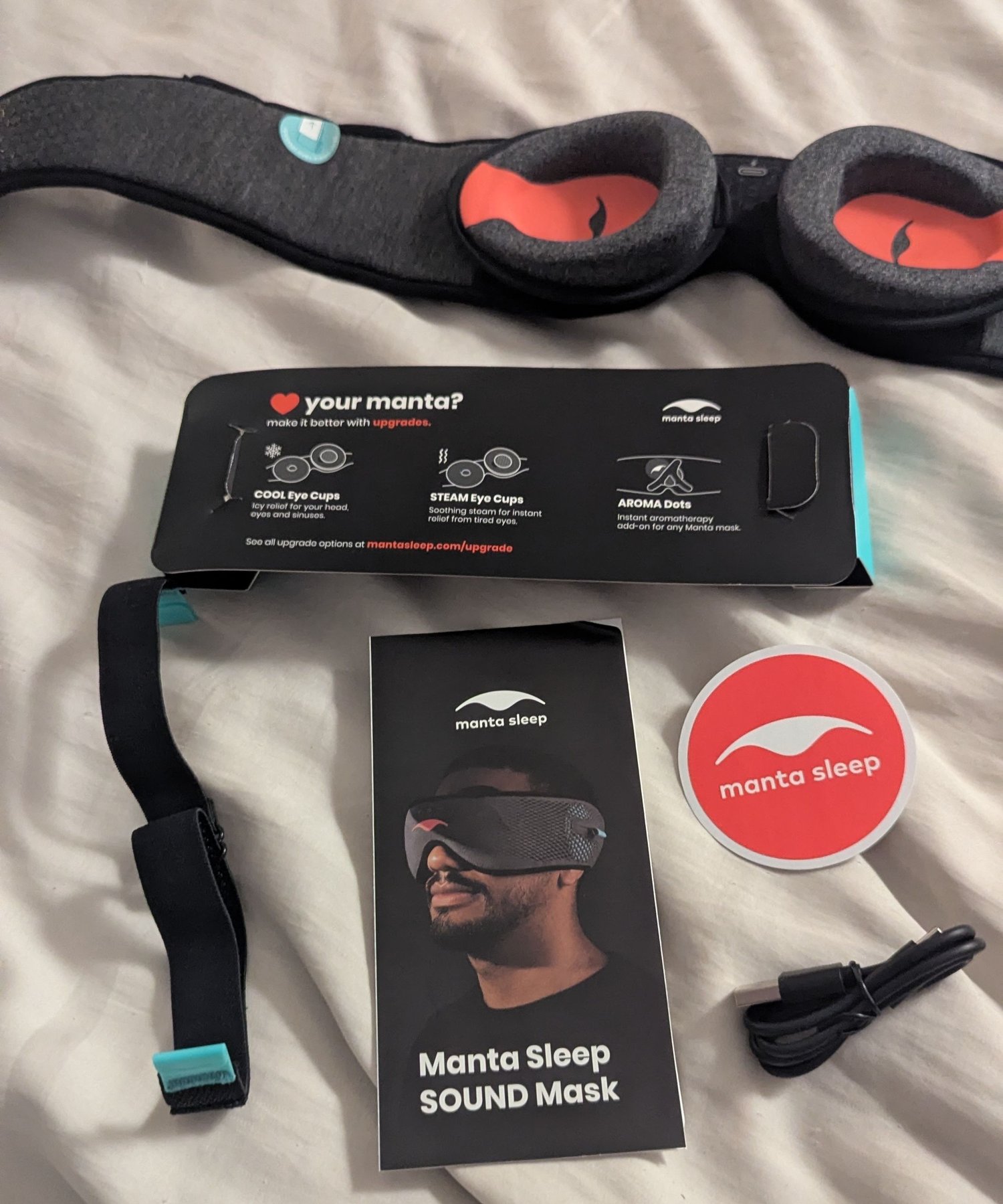 Unboxed items from Manta Sleep SOUND mask