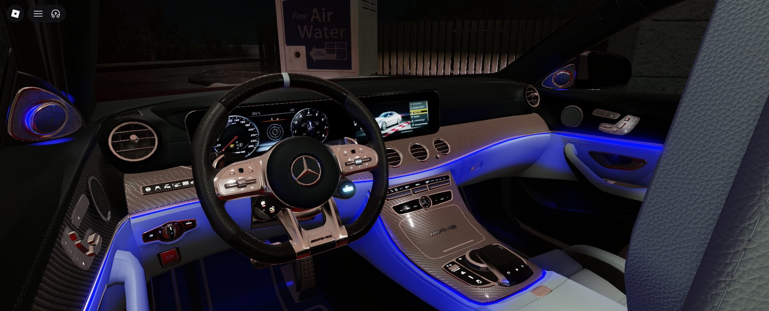 Mercia Luxury A45S 4MATIC-inspired Roblox vehicle