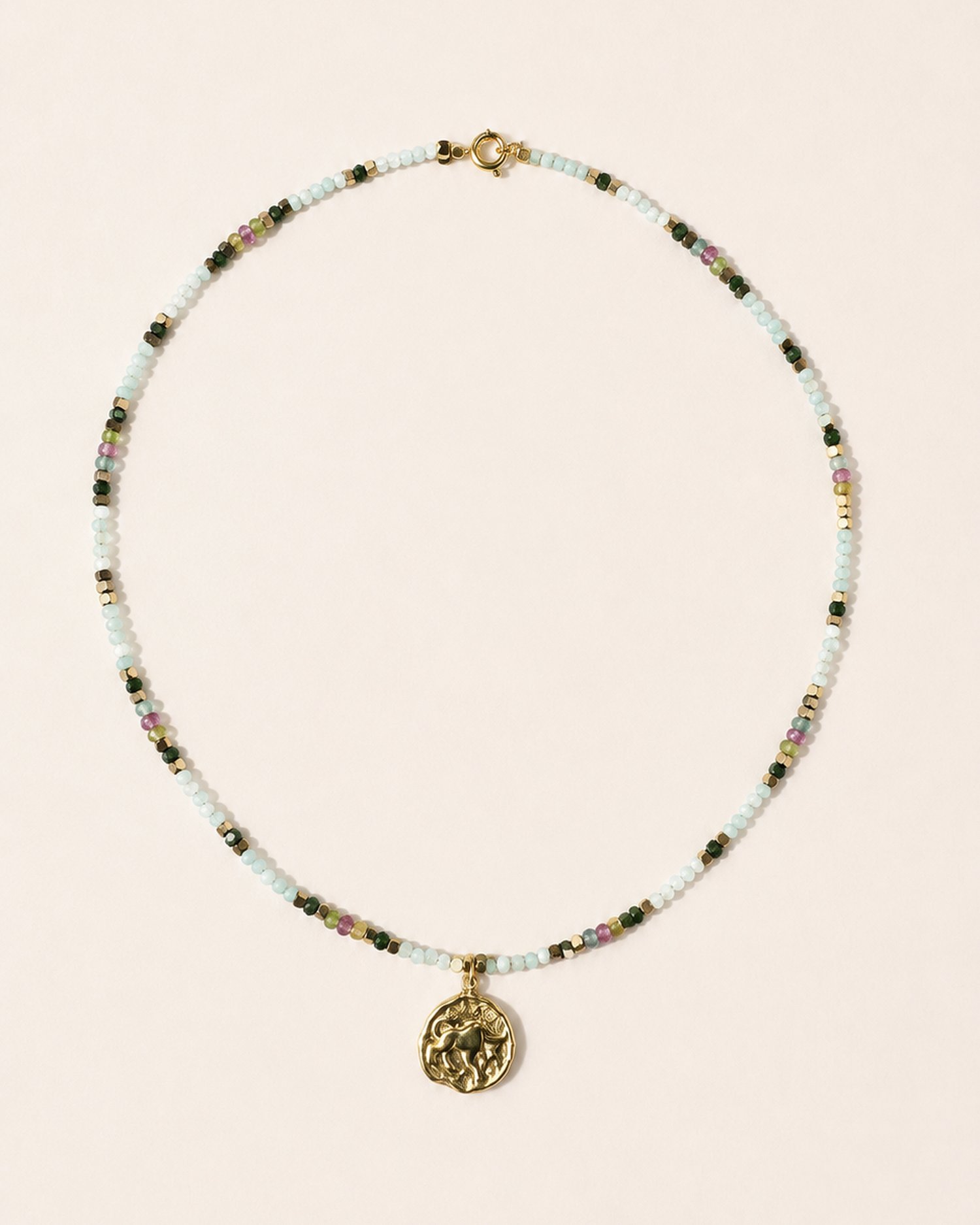 collana-toro-pietre-naturali-completa.jpg