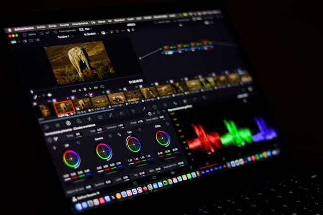 video editing software timeline in the dark