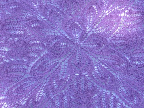 knitted lace in purple, leaf pattern