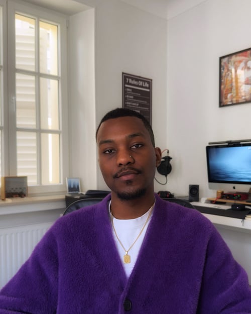 Mxrty, a creator who aims to create a space where emotion meets simplicity, where connection feels effortless.