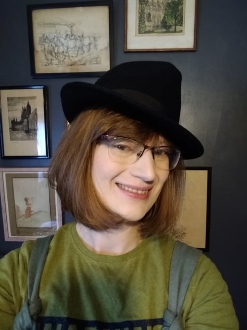 Image of mystery writer Saffron Amatti