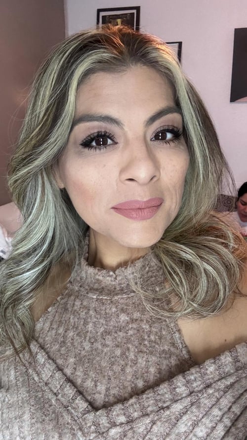 I'm Tania Gonzalez — a wellness coach, intuitive guide, and creator of 21 Days of Meal Prep and Mindset. I blend ancestral wisdom with modern healing, offering soulful rituals, nourishing recipes, and powerful reflections. This is what has worked for me — healing through food, energy, and intention — and I’m here to share it with anyone who feels called.