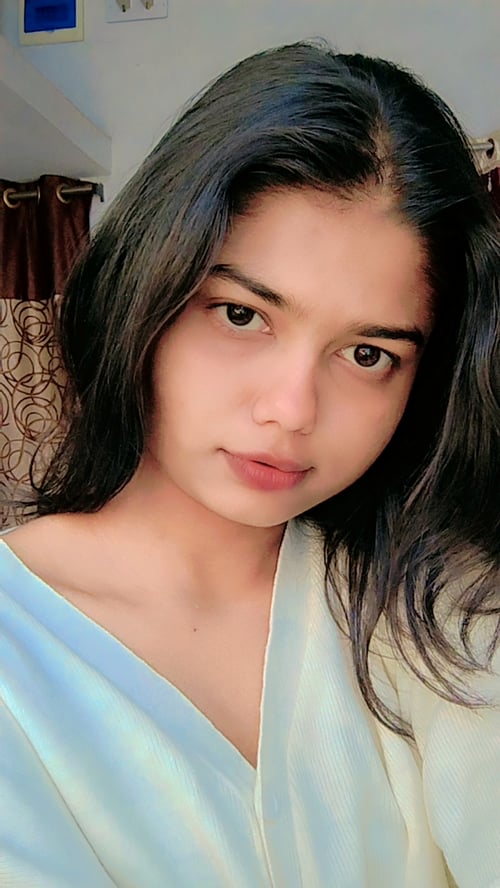 Harshita Sahu, founder and fashion designer of Studio H11 – an international digital fashion brand blending elegance, storytelling, and modern couture.