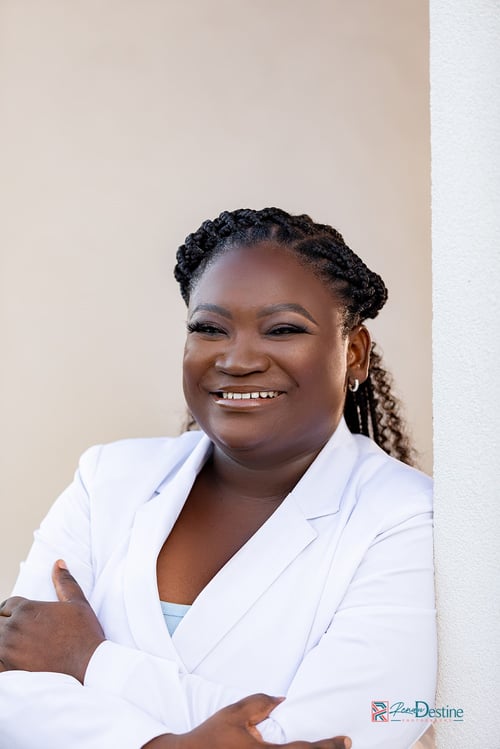 Meline Jean. Louis, author and creator of Healing with Meline, smiling portrait. Faith-based writer helping women heal through journaling, self-love, and spiritual growth.