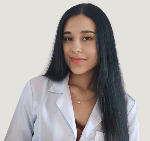 A young female scientist in the lab