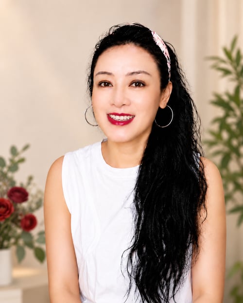 Yan, founder of MSYanMandarin and online Mandarin teacher.