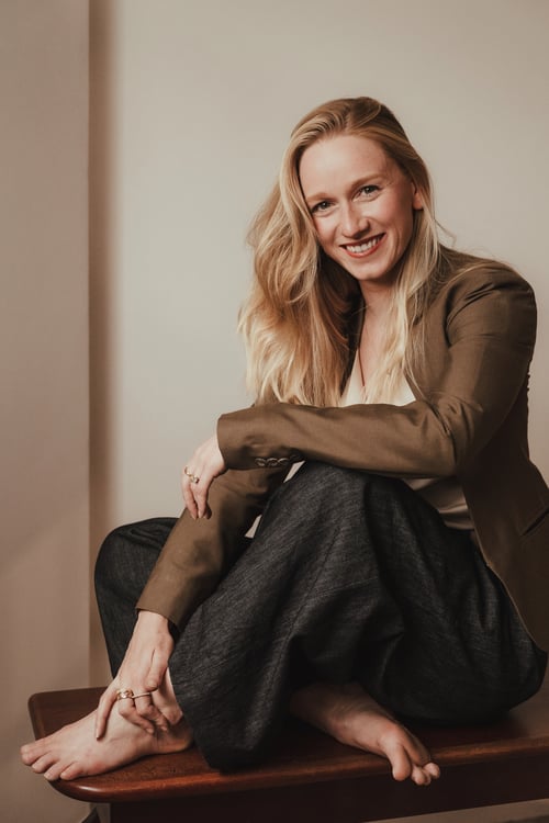 Photo of choral conductor Tori Longdon