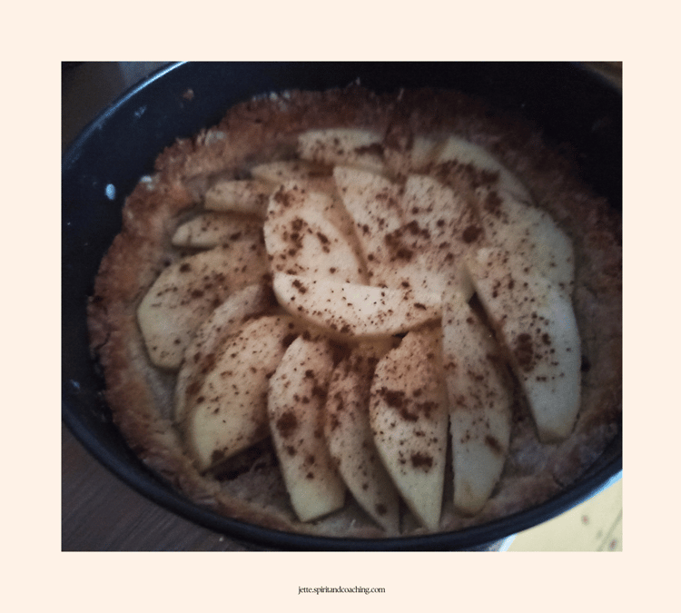 jette-hofmann-gluten-free-vegan-apple-tart-recipe