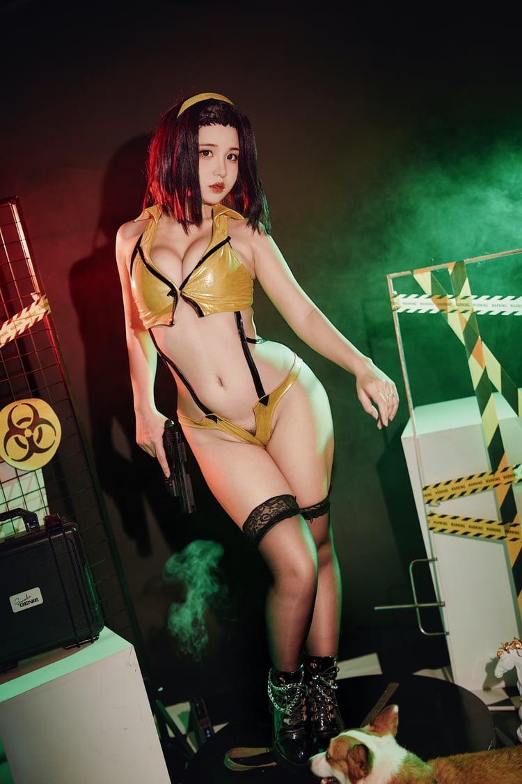 Faye Valentine Cosplay