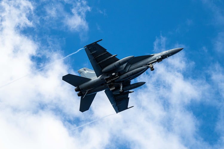 Best wallpaper and background, picture, video, news, Military, Aircraft, Jet Aircraft, Jet Fighter, F-14 Tomcat, F-15 Strike Eagle, F/A-18 Super Hornet, C-130 Hercules, Airborne, F-22 Raptor, AWACS, Military picture, Military video, Aviation, Boeing, Airb