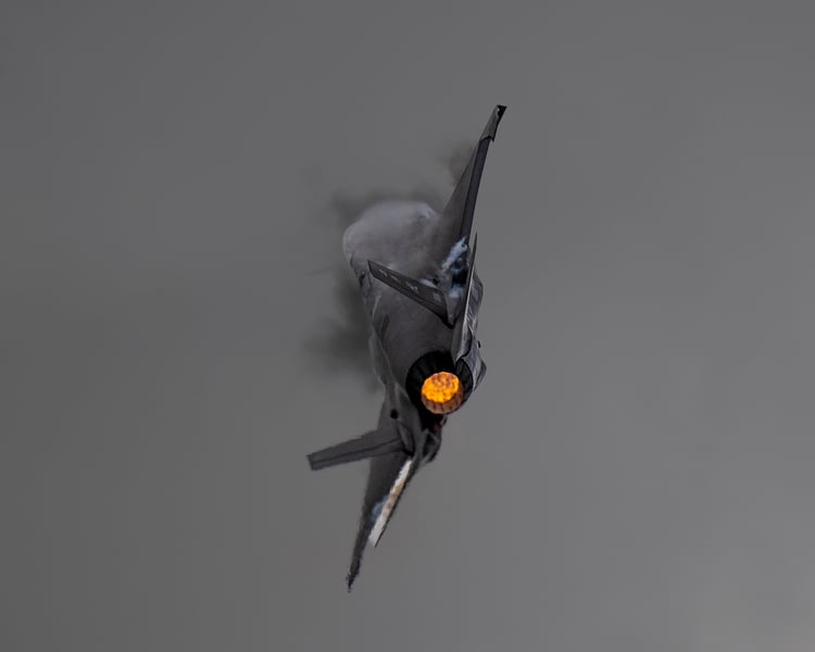 Best wallpaper and background, picture, video, news, Military, Aircraft, Jet Aircraft, Jet Fighter, F-14 Tomcat, F-15 Strike Eagle, F/A-18 Super Hornet, C-130 Hercules, Airborne, F-22 Raptor, AWACS, Military picture, Military video, Aviation, Boeing, Airb