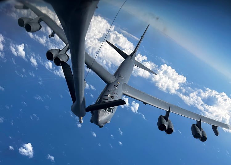 Best wallpaper and background, picture, video, news, Military, Aircraft, Jet Aircraft, Jet Fighter, F-14 Tomcat, F-15 Strike Eagle, F/A-18 Super Hornet, C-130 Hercules, Airborne, F-22 Raptor, AWACS, Military picture, Military video, Aviation, Boeing, Airb