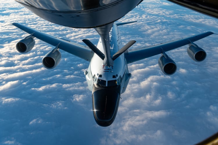 Best wallpaper and background, picture, video, news, Military, Aircraft, Jet Aircraft, Jet Fighter, F-14 Tomcat, F-15 Strike Eagle, F/A-18 Super Hornet, C-130 Hercules, Airborne, F-22 Raptor, AWACS, Military picture, Military video, Aviation, Boeing, Airb